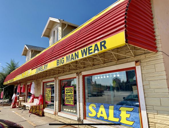 2209 Mount Rushmore Rd, Rapid City, SD 57701